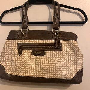 Genuine coach purse retired pattern